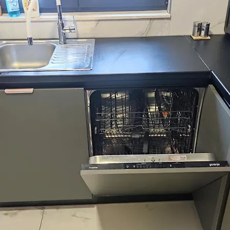 Luxury טרוגיר